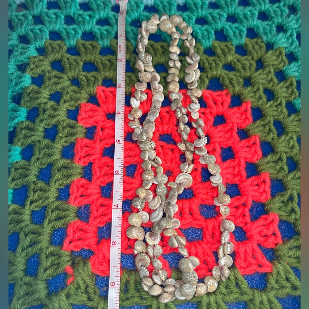 3/$10 Set Of Two Seashell Necklaces - Picture 3 of 5
